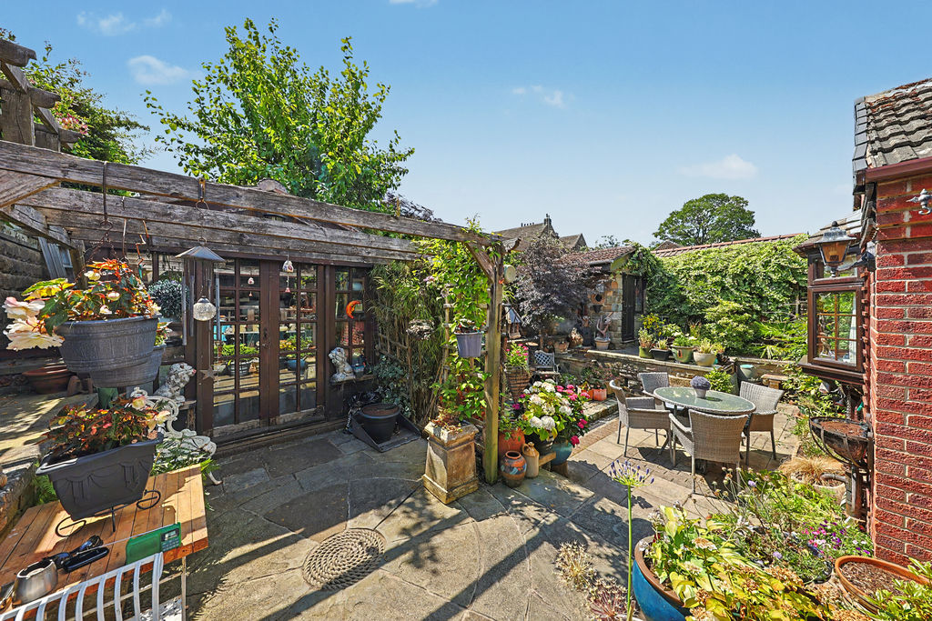 Chestnut Close